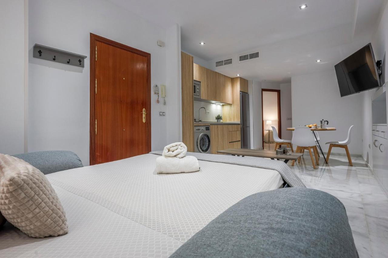 Ruisenor 10 Apartment Sevilla Bagian luar foto