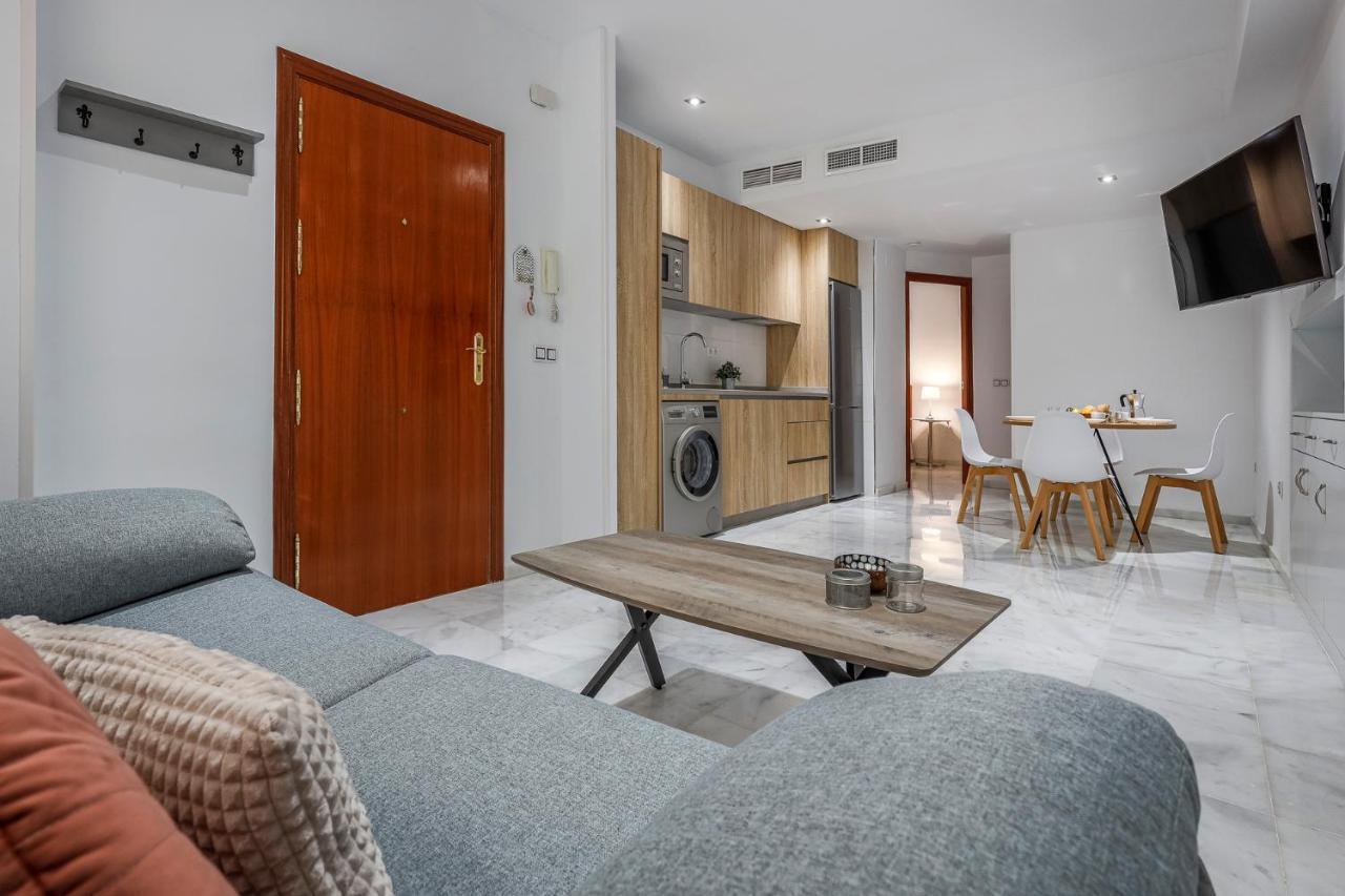 Ruisenor 10 Apartment Sevilla Bagian luar foto