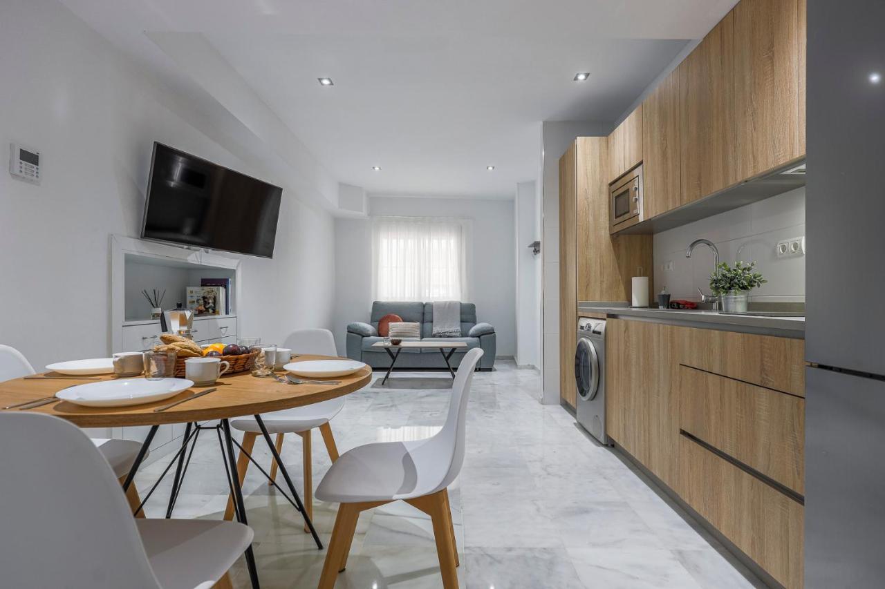 Ruisenor 10 Apartment Sevilla Bagian luar foto