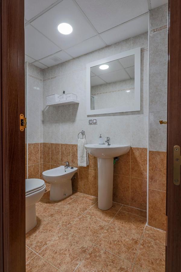 Ruisenor 10 Apartment Sevilla Bagian luar foto
