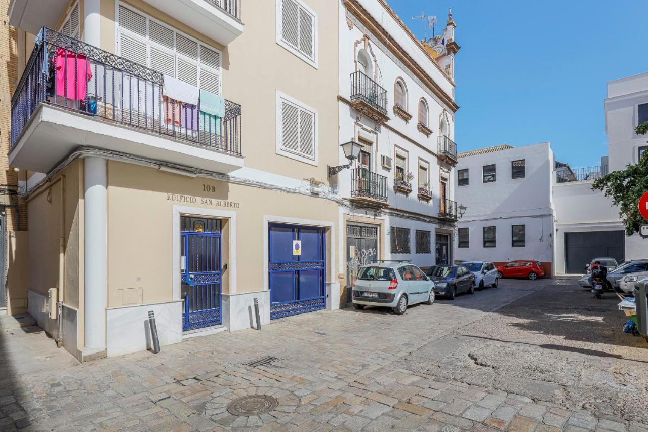 Ruisenor 10 Apartment Sevilla Bagian luar foto