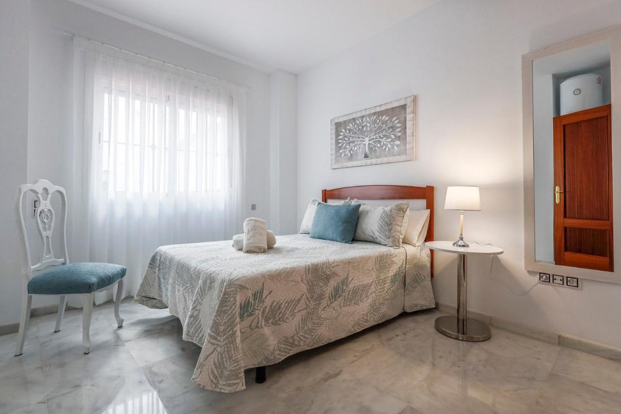 Ruisenor 10 Apartment Sevilla Bagian luar foto