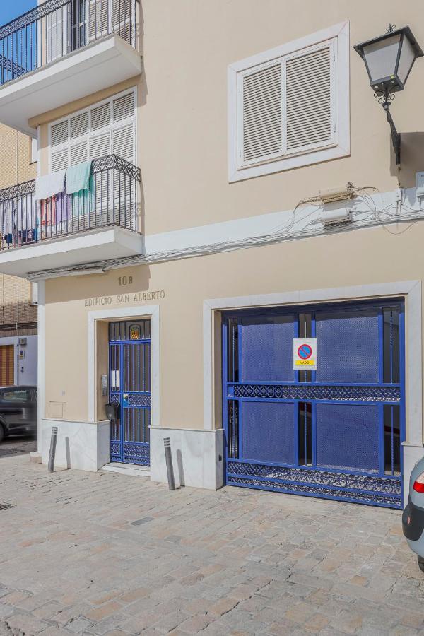 Ruisenor 10 Apartment Sevilla Bagian luar foto